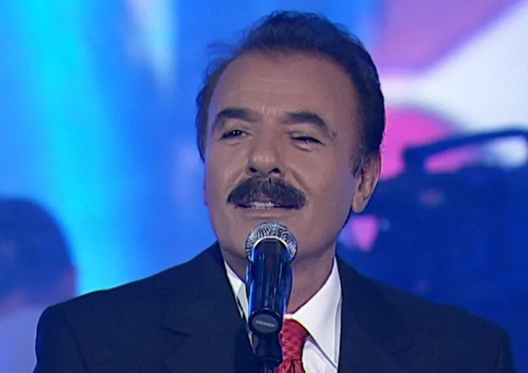Ferdi Tayfur’un vefatı sanat dünyasını yasa boğdu! Ünlü isimlerden duygulandıran açıklamalar: Türkiye’nin dev çınarıydı