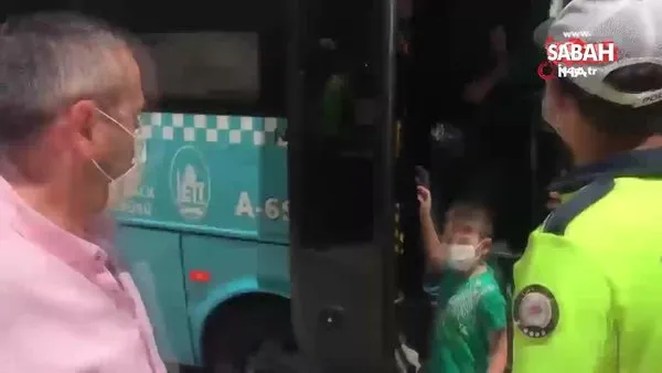 Polisin durdurduğu tıka basa dolu otobüsten 48 yolcu çıktı | Video