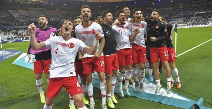 Türkiye İzlanda maçı hangi kanalda, ne zaman, saat kaçta? Türkiye İzlanda Milli maçı canlı izle!