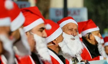 Arsa mağdurları Noel Baba kostümüyle eylem yaptı