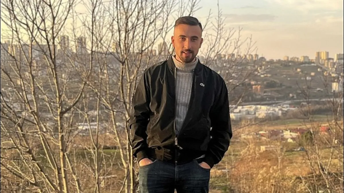 Annesini öldürüp canına kıydı