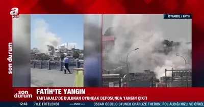 SON DAKİKA: İstanbul Tahtakale’de yangın! Alevlerin sardığı oyuncak deposu kamerada