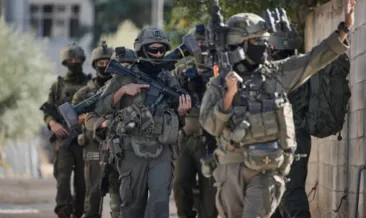 Netanyahu basını susturma eleştirileri ile karşı karşıya: İsrail ordu radyosunun yayın hayatı sona eriyor