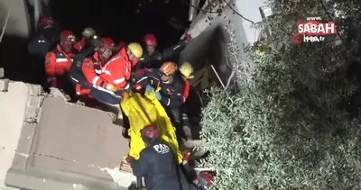 Hatay’da 6.4’lük depremde yıkılan binadan bir kişinin cansız bedeni çıkarıldı | Video