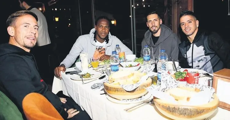 Trabzonspor’da futbolculara moral yemeği