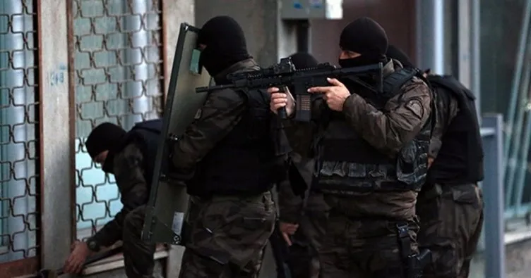 Sultangazi’de terör operasyonu: 3 gözaltı!