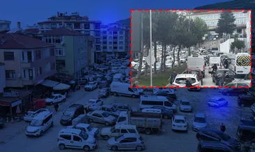 Tatilciler akın etti... O ilçenin nüfusu 10 kat arttı: Kilometrelerce araç kuyruğu oluştu! #kastamonu