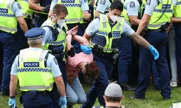 Yeni Zelanda’da polis maske karşıtlarına polis müdahalesi: 50’den fazla kişi gözaltında
