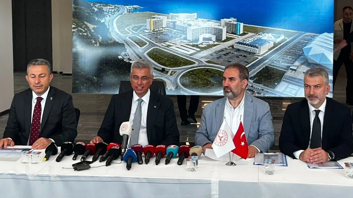 Trabzon Şehir Hastanesi'nin inşaatından bir görüntü.