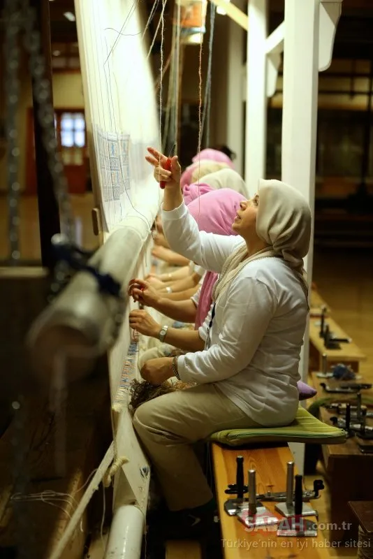 Basıldıkça güzelleşen halıların üretildiği fabrika: Hereke