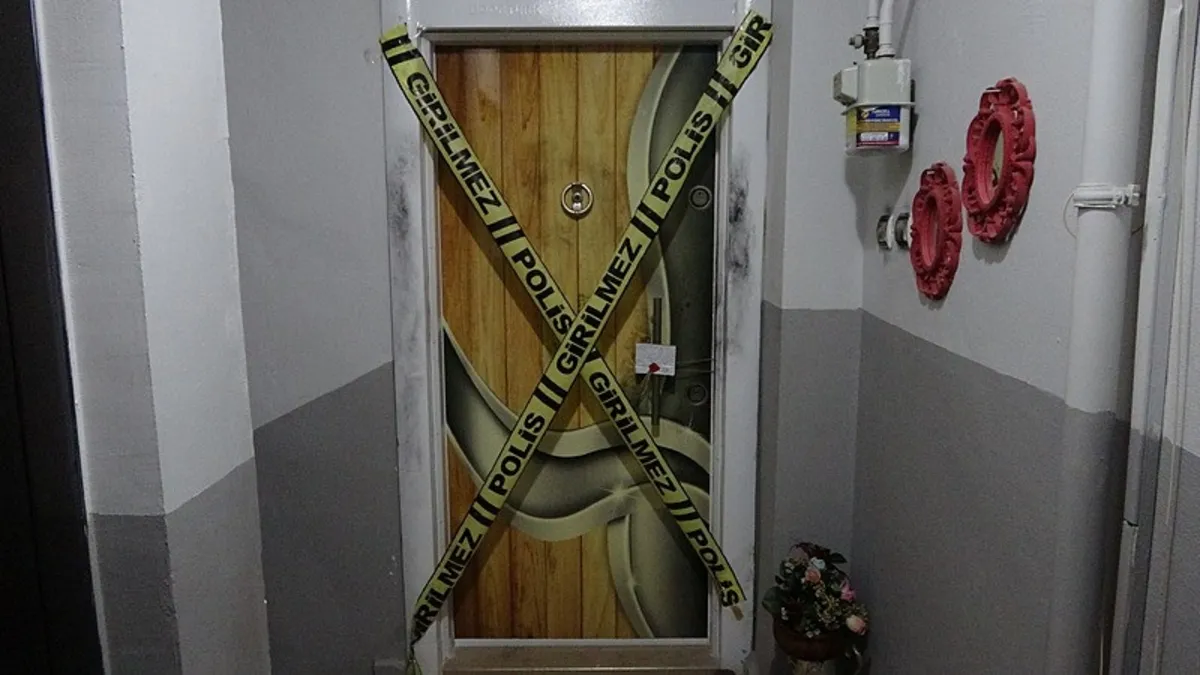 3 bilezik için cinayet