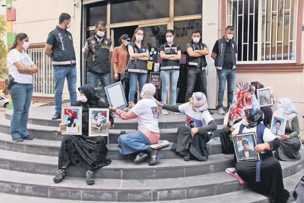 Diyarbakır Anneleri örgütün kabusu oldu: Mücadelemiz bin yıl da geçse sürecek