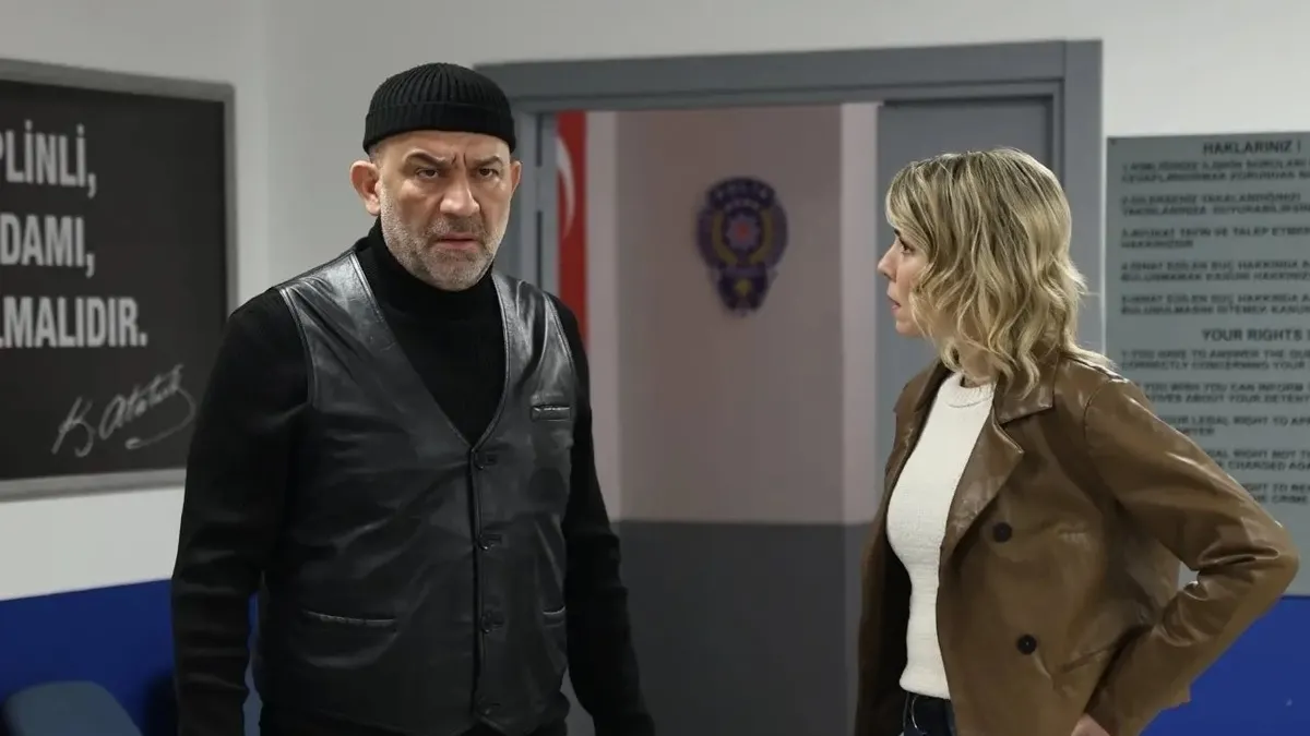 ARKA SOKAKLAR 747. BÖLÜM İZLE: Kanal D ile Arka Sokaklar yeni bölüm izleme ekranı