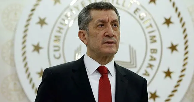 Ziya Selçuk İstifa Etti ! Yeni Bakan Mahmut Özer! 1 Ziya Selçuk İstifa Etti