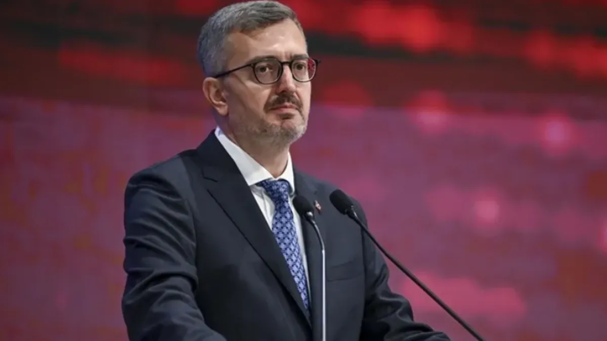 İletişim Başkanı Burhanettin Duran’dan ‘Mekke Anlaşması’ paylaşımı: Bölgemizde barış ve istikrarın korunmasına önemli katkılar sağlayacak İletişim Başkanı Burhanettin Duran’dan ‘Mekke Anlaşması’ paylaşımı: Bölgemizde barış ve istikrarın korunmasına önemli katkılar sağlayacak