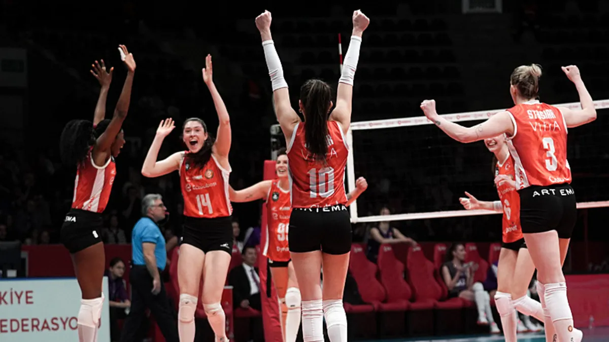 Eczacıbaşı Dynavit CEV Şampiyonlar Ligi'ne katılma hakkı kazandı!