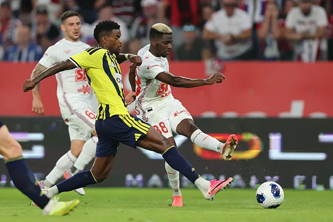 son-dakika-haberi-fenerbahce-sampiyonlar-liginde-turladi-kanarya-gornik-zabrzeyi-eledi-1785355632793.jpeg