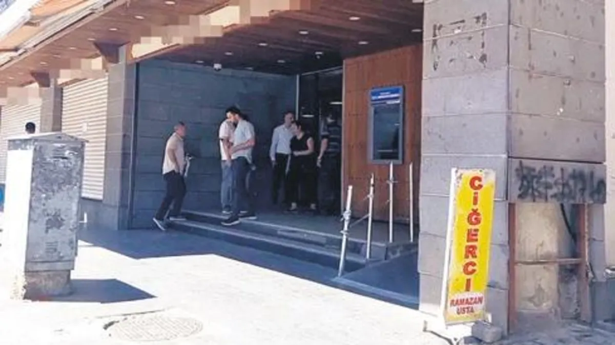Banka Şubesine Silahlı Saldırı: 1 Yaralı