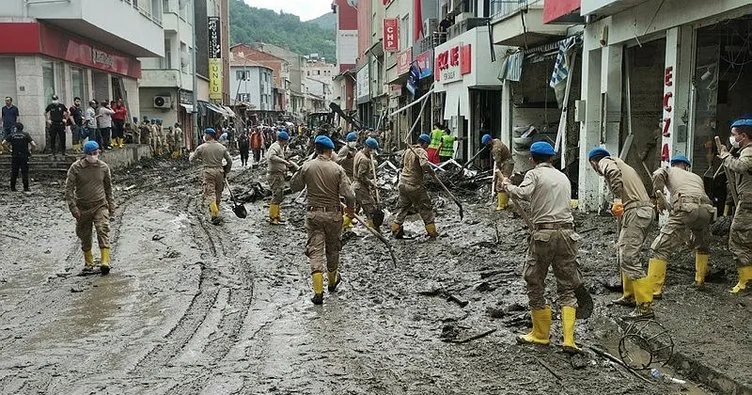 Mavi bereliler Bozkurt halkının yanında! Seferber oldular