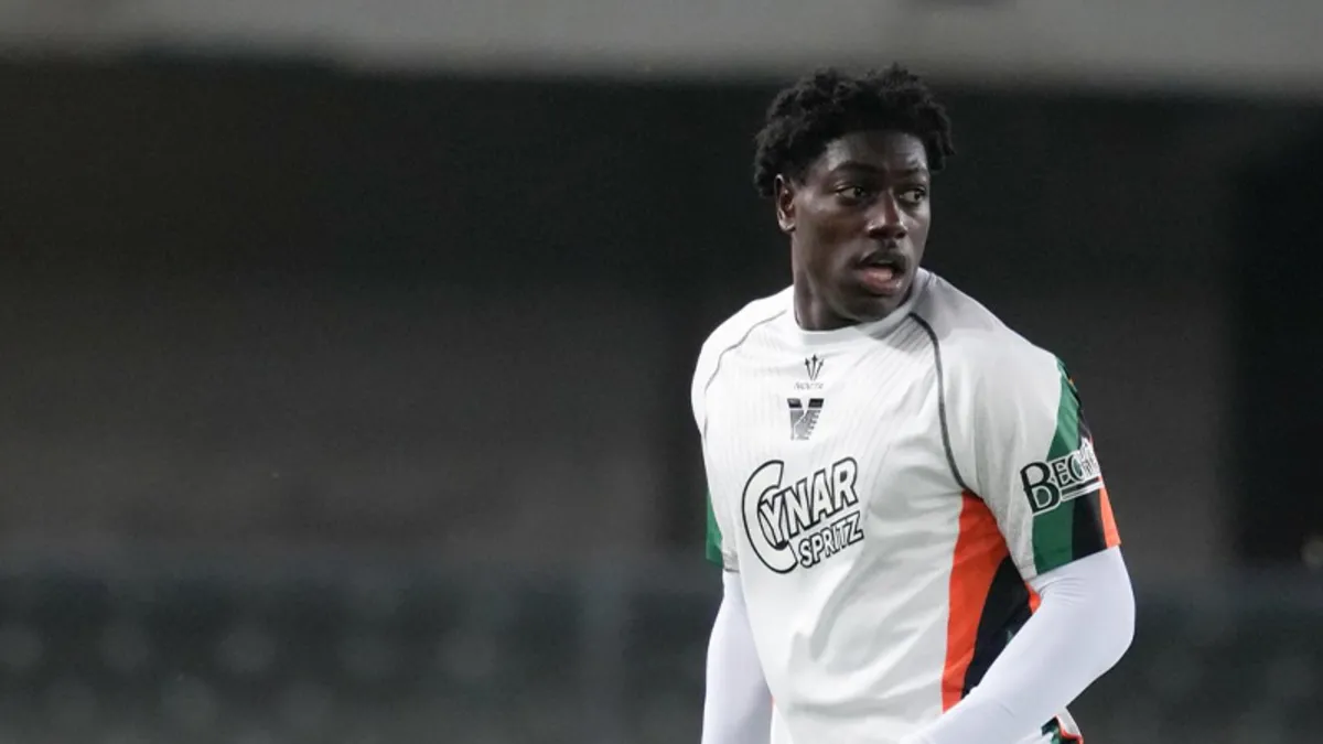 Beşiktaş’tan 15 milyon euroluk teklif iddiası! Beşiktaş’tan 15 milyon euroluk teklif iddiası!