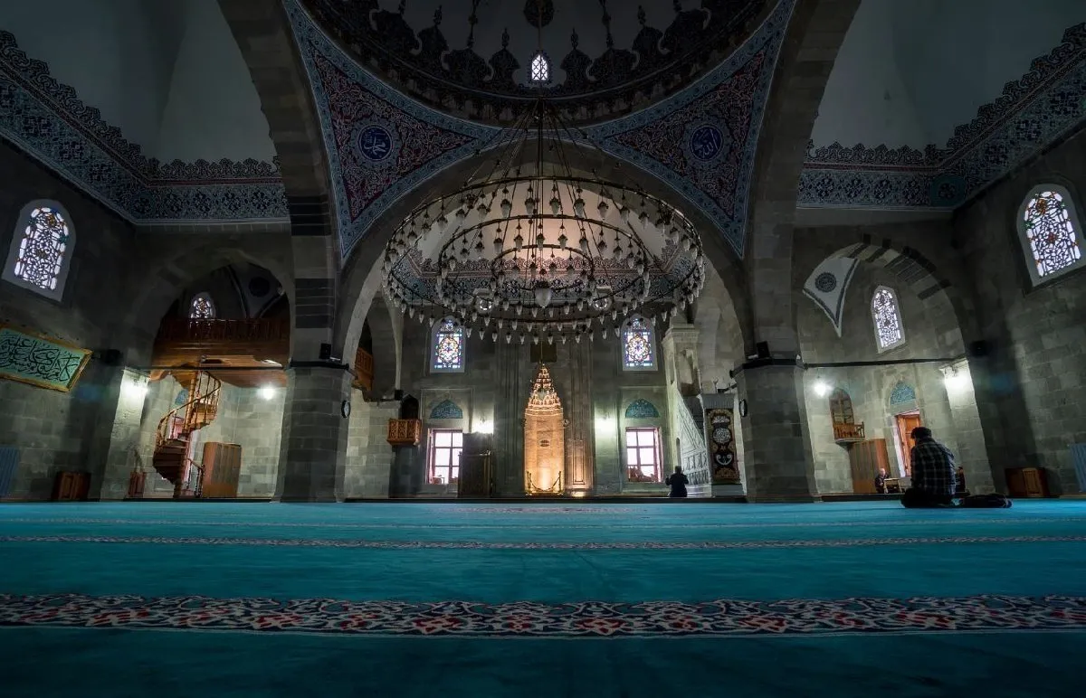 Aydın'da bayram namazı saat kaçta kılınacak? Diyanet ile 6 Haziran 2025 Aydın bayram namazı saati