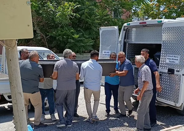 konyada-uvey-oglu-tarafindan-kiziyla-beraber-vahsice-katledilmisti-dursuniye-ve-esmanur-ozturk-gozyaslariyla-s-1784121471486.jpg