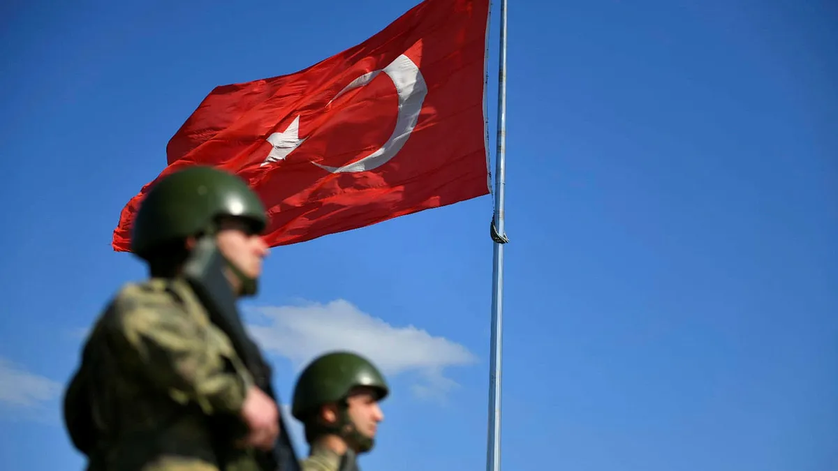 MSB duyurdu! Irak’ın kuzeyi ve Suriye’de 36 terörist etkisiz hale getirildi. MSB duyurdu! Irak’ın kuzeyi ve Suriye’de 36 terörist etkisiz hale getirildi.