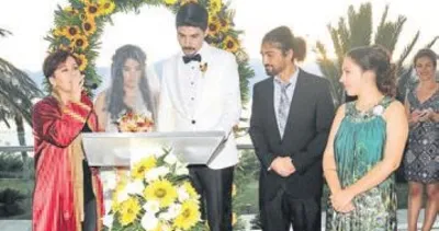 Lisede başlayan aşk nikâhla taçlandı