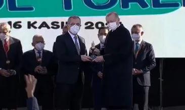 Cumhurbaşkanı Erdoğan’dan Güngör’e Gençlik Çalışmaları Ödülü #kahramanmaras Cumhurbaşkanı Erdoğan’dan Güngör’e Gençlik Çalışmaları Ödülü #kahramanmaras