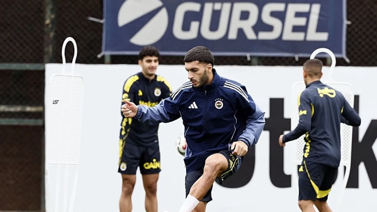 Fenerbahçe'de Başkan Saran idmanı takip etti!
