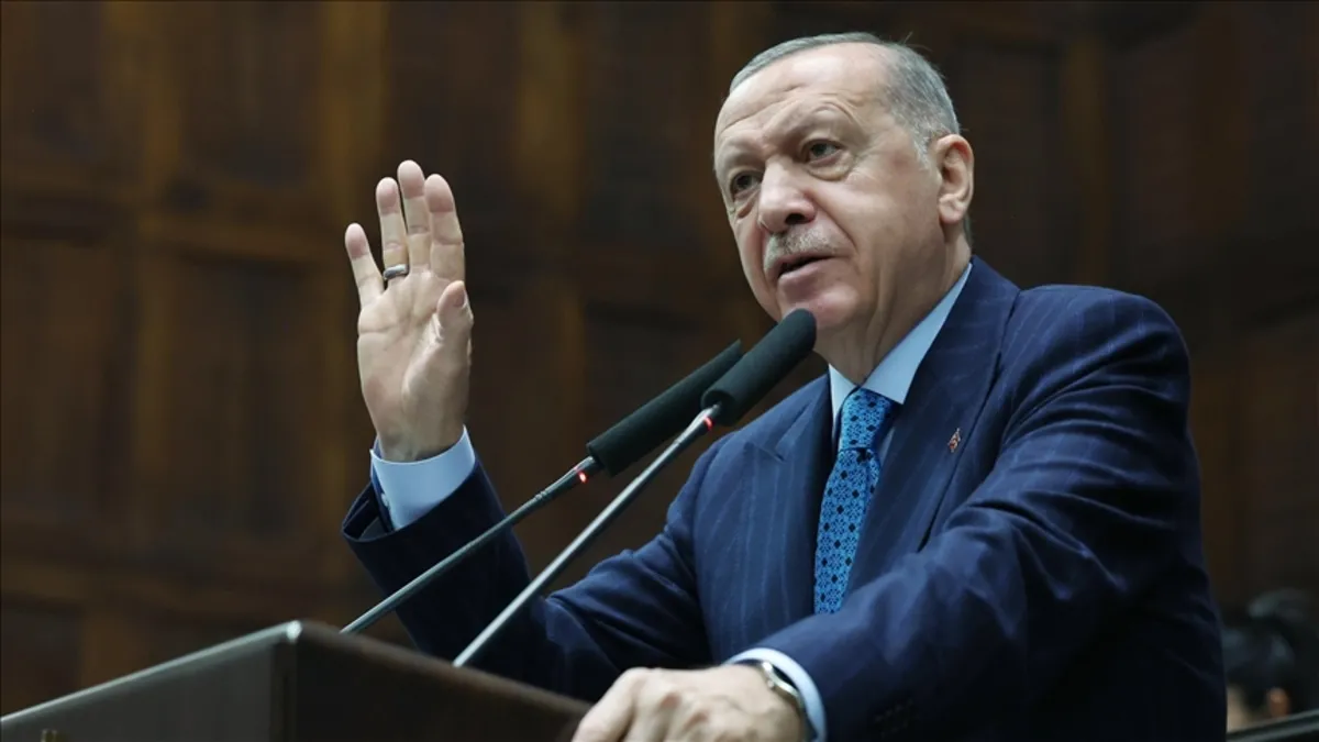 Başkan Erdoğan Genişletilmiş İl Başkanları Toplantısı’nda konuşuyor Başkan Erdoğan Genişletilmiş İl Başkanları Toplantısı’nda konuşuyor