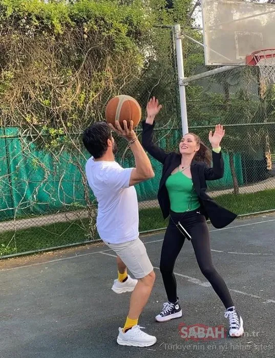 Aşkları parmak ısırtıyor! Burak Özçivit güzel eşi Fahriye Evcen ile basketbol maçını Sürpriz sonlu diyerek paylaştı!