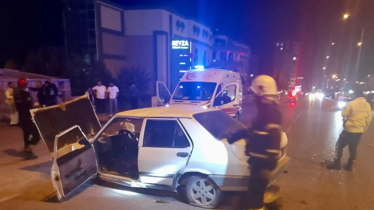 Kahramanmaraş’ta fren arızası kaza yaptırdı! 5 yaralı Kahramanmaraş’ta fren arızası kaza yaptırdı! 5 yaralı