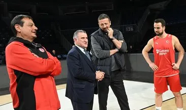 Gençlik ve Spor Bakanı Osman Aşkın Bak’tan A Milli Erkek Basketbol Takımı’na destek