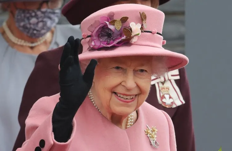 Yıllara meydan okuyordu! Kraliçe Elizabeth’e neler oluyor?