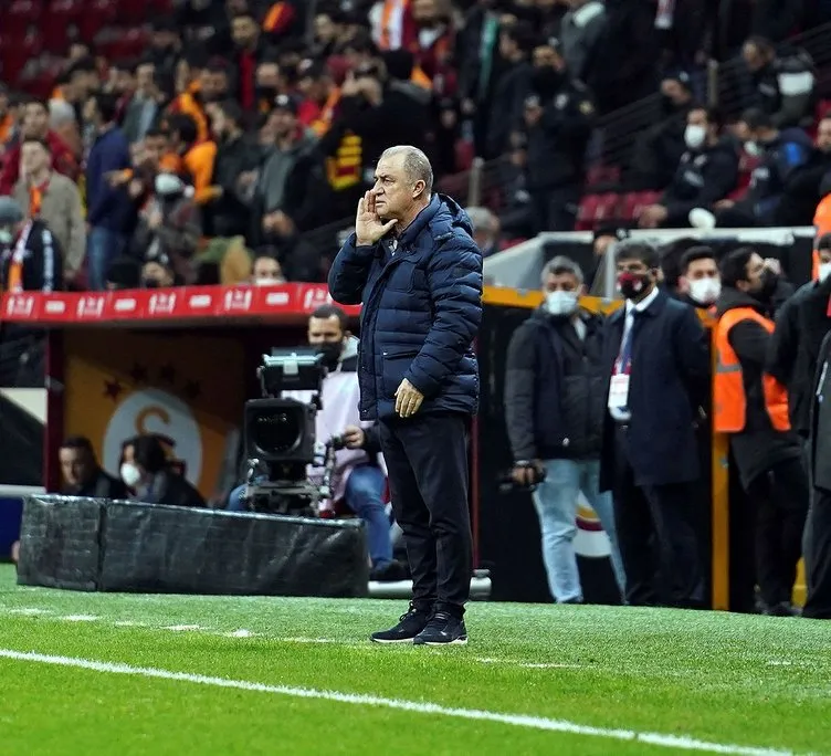 Son dakika... Galatasaray’a bir Rumen daha! Morutan ve Cicaldau sonrası bomba iddia