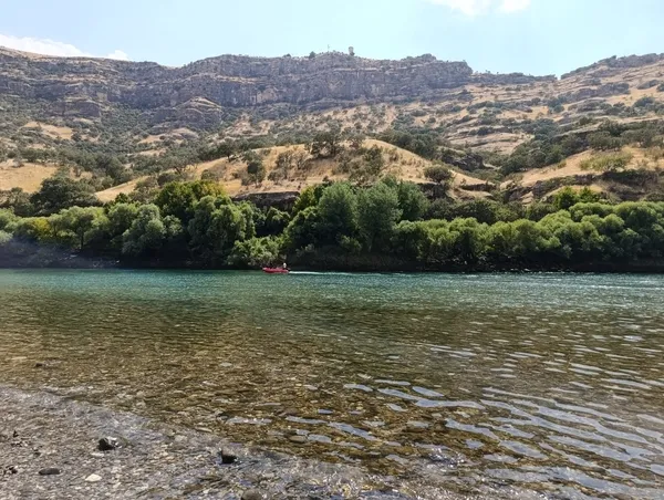 dicle-nehrinde-kaybolan-yesimin-cansiz-bedeni-bulundu-1786884585129.jpg