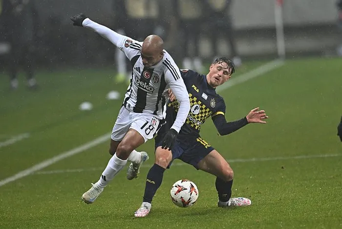 besiktas-maccabi-tel-aviv-besiktas-tarafsiz-sahada-maccabiye-maglup-kartal-iki-mac-sonra-yenildi-1732823272637.jpeg