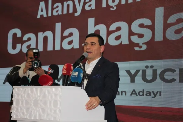 cumhur-ittifak-ak-parti-antalya-buyuksehir-belediye-baskan-adayi-hakan-tutuncu-alanyada-konustu-1706817818330.jpg