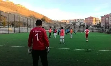 CHP’li Mansur Yavaş yönetiminden skandal karar! Ücretsiz halı sahaları 10 yıllığına kiraya verecek: Rakam dudak uçuklattı! #ankara
