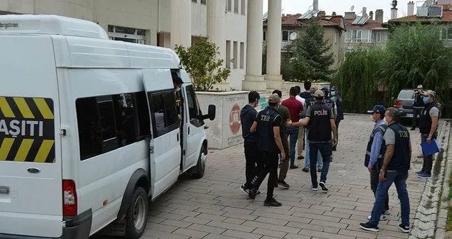Son dakika: FETÖ'ye Van merkezli 12 ilde operasyon: 17 kişi gözaltına alındı - Son Dakika Haberler