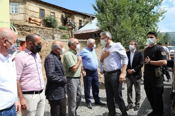 Bingöl Valisi Ekinci, Sütlüce köyünde vatandaşlarla buluştu