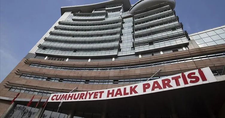 CHP, İzmir’de adaylık sürecini eline yüzüne bulaştırdı Çiğli’de Yıldırım gitti Yıldız geldi
