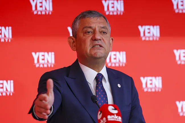gercekleri-gormezden-gelen-ozgur-ozel-uc-maymunu-oynuyor-a-haberin-ardindan-sabah-gazetesini-hedef-aldi-1793218205669.jpeg Gazetemizin duyurduğu gerçekler Özel'i rahatsız etti! A Haber'in ardından SABAH'ı hedef aldı