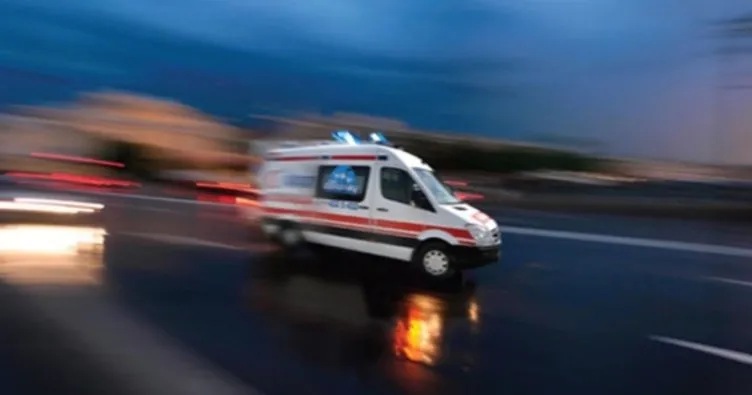 Karaman’da hafif ticari araçla çarpışan kamyonet devrildi: 2 yaralı
