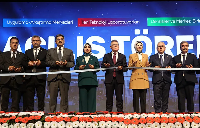 bakan-goktas-turkiye-guclu-yarinlara-genclerle-yukselecektir-1779562607930.jpg Bakan Göktaş: