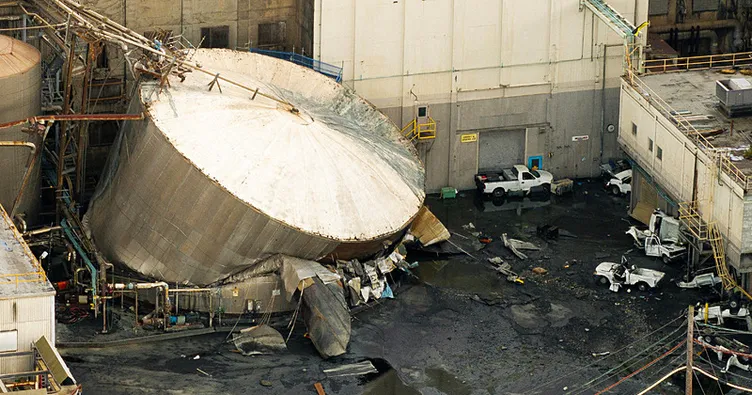ABD’de şiddetli patlama: Kimyasal madde depolanan tank infilak etti! 1 ölü