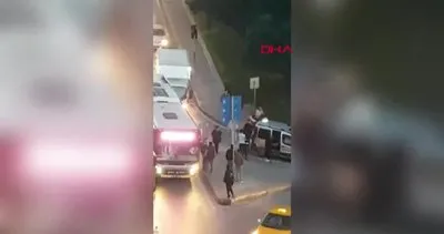 İstanbul Esenler’de trafikte İETT şoförüne darp girişimi kamerada