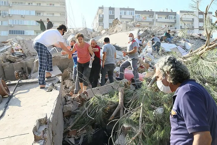 SON DAKİKA: İzmir’deki deprem sonrası hayatını kaybedenle var! 200’den fazla kişi yaralandı! Deprem sonrası enkaz altında kalanlar var...