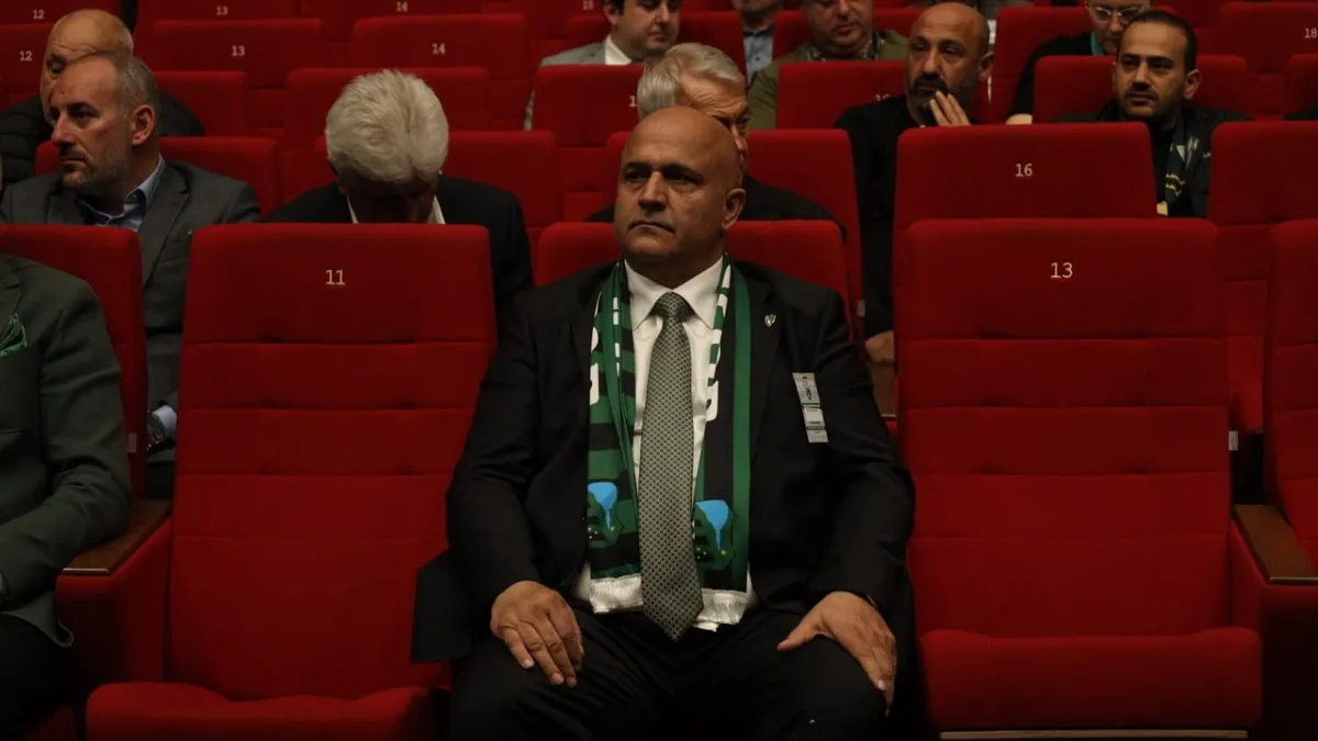 Kocaelispor’da seçimli mali genel kurul başladı! Toplam borç açıklandı… Kocaelispor’da seçimli mali genel kurul başladı! Toplam borç açıklandı…
